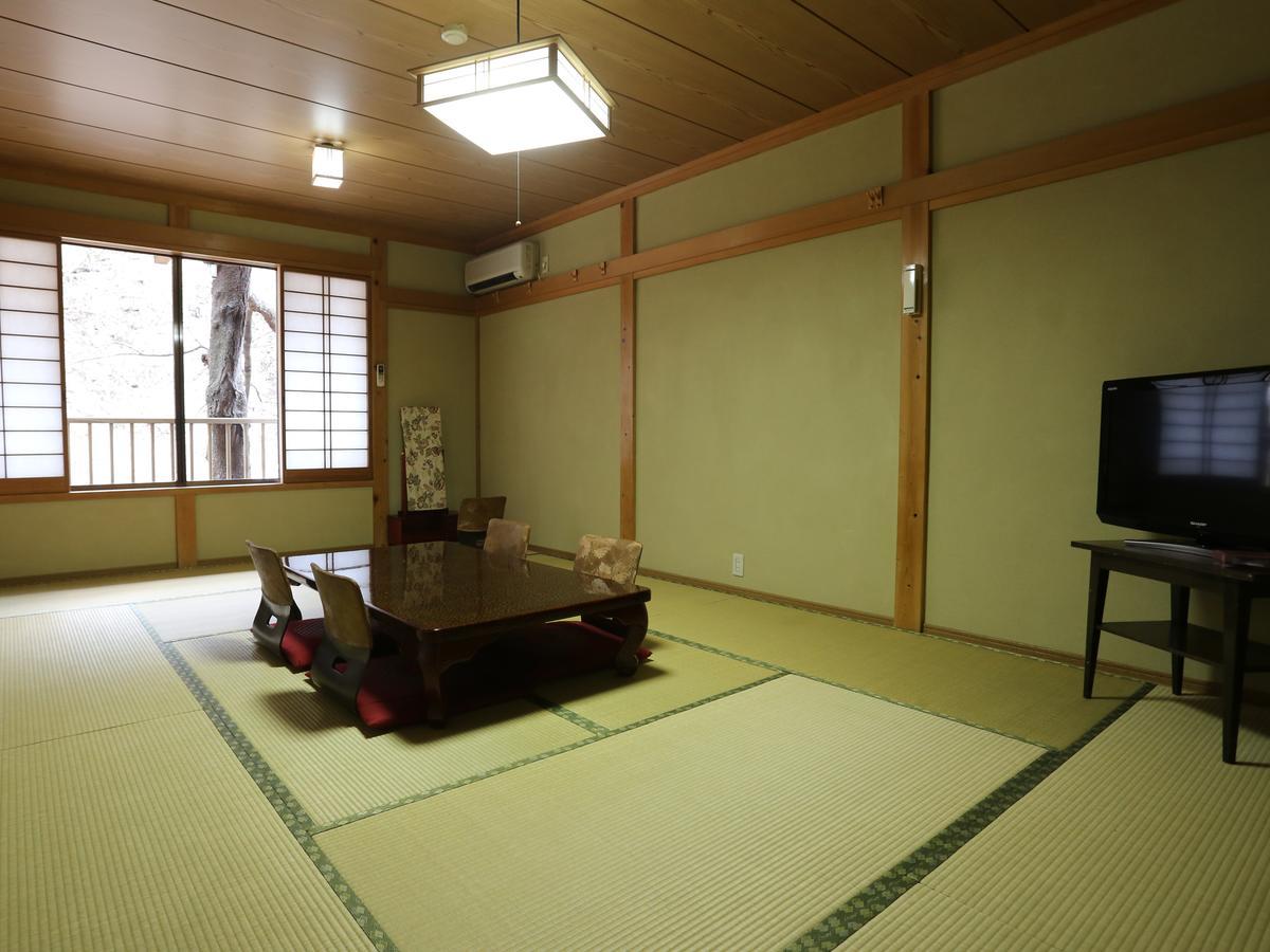 Hoshigaoka Sanso Hotel Kusatsu  Bagian luar foto